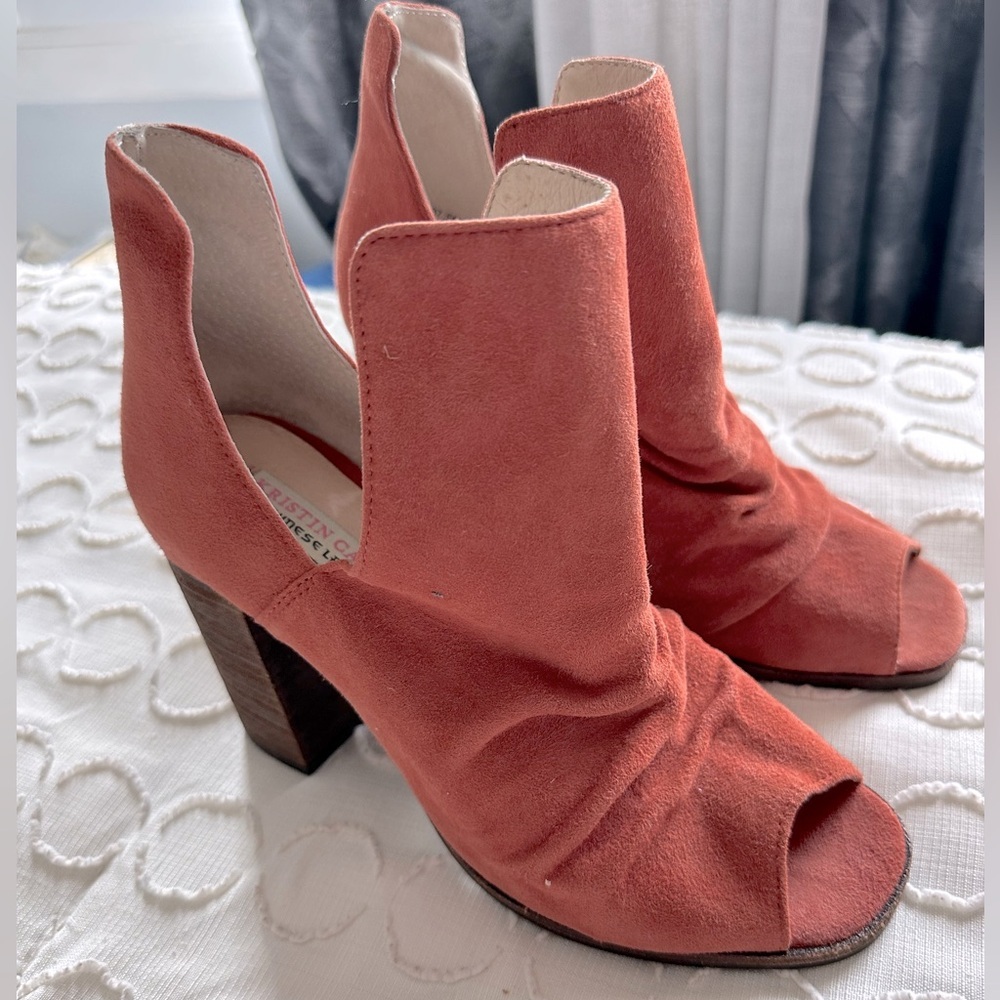 Kristin Cavallari by Chinese Laundry Watermelon Color Women Sandals